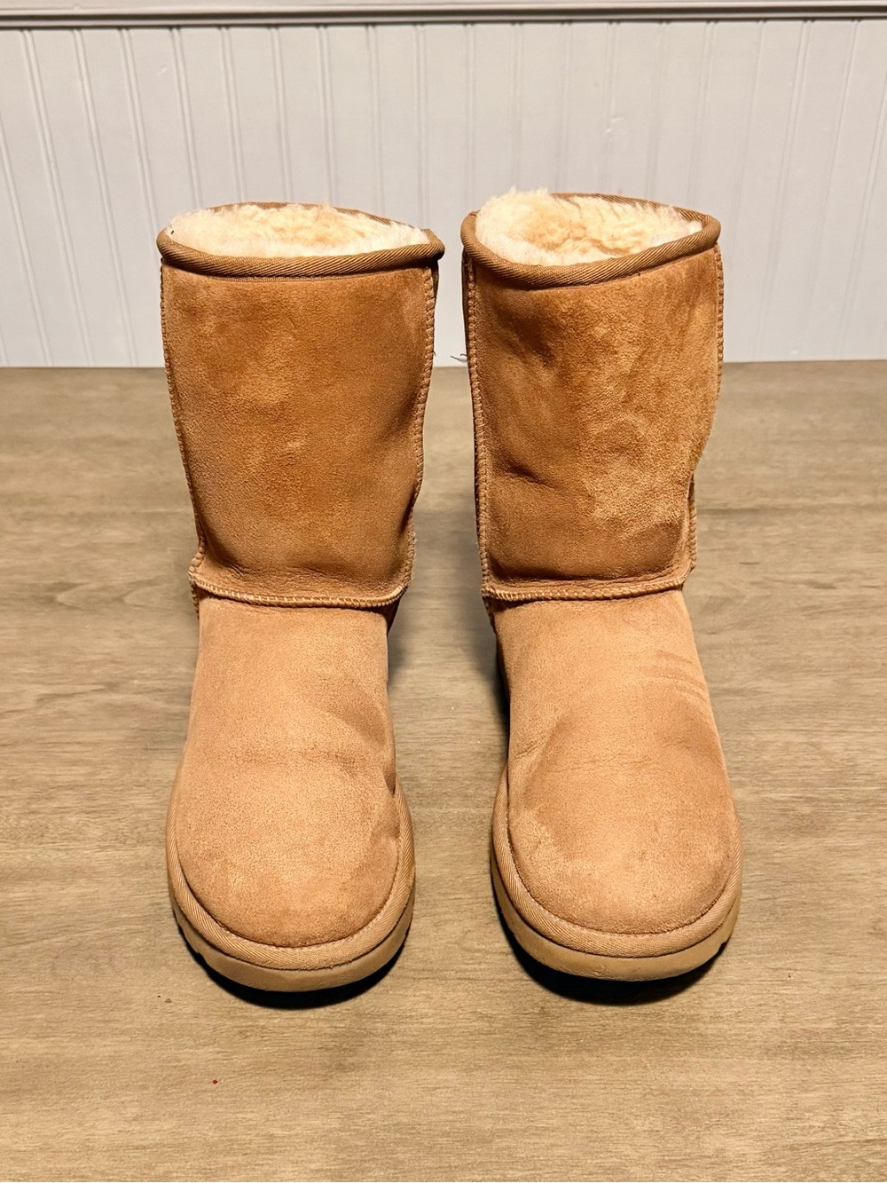 UGG Brown Chestnut Mid-Calf Genuine Sheepskin Boot with Plush Pure Wool Lining